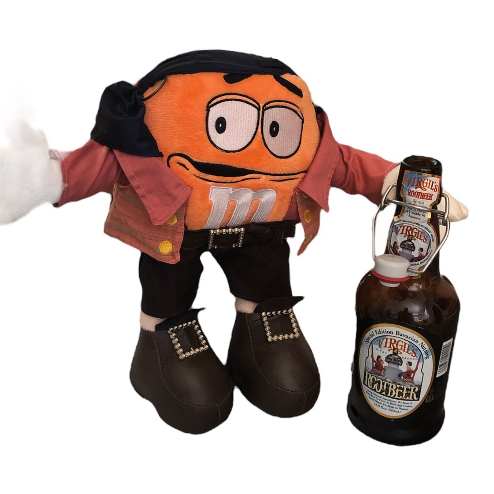M&M’s Collectible pirate plush 🏴‍☠️